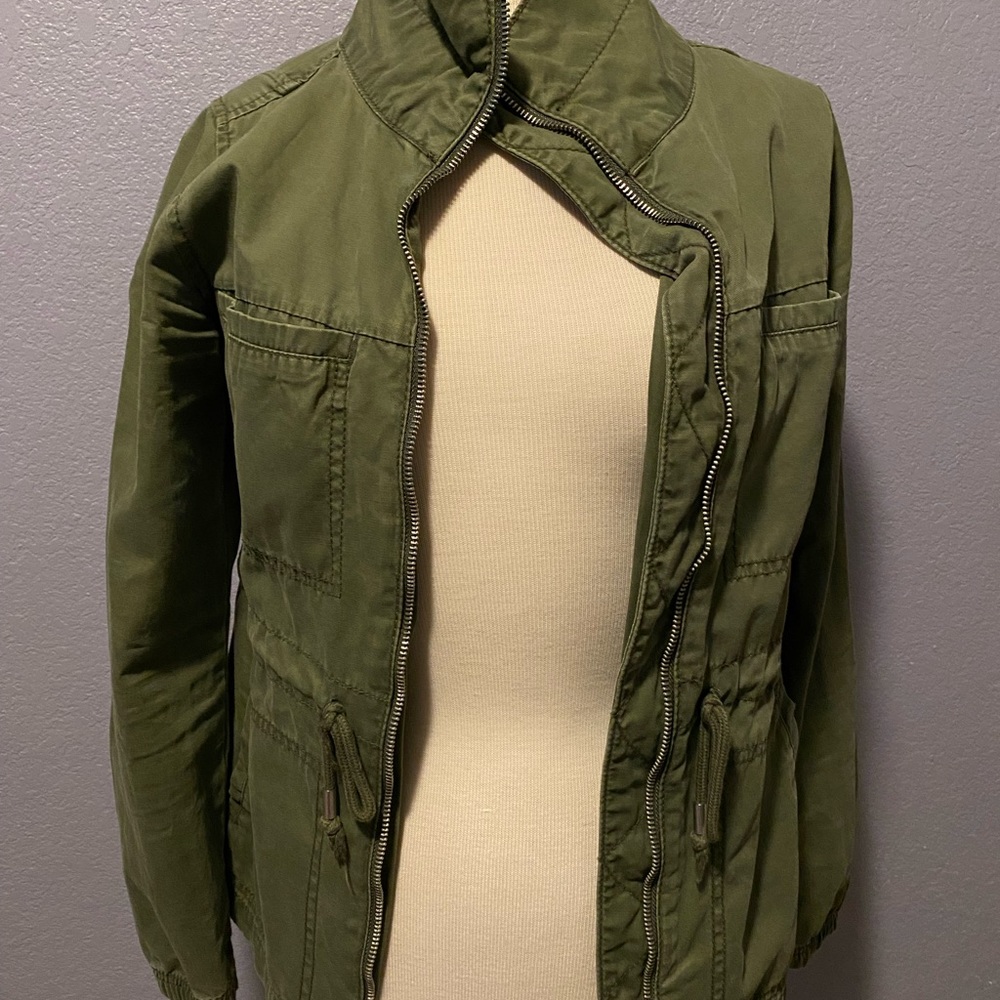 Old Navy cargo jacket (military green): Size XS